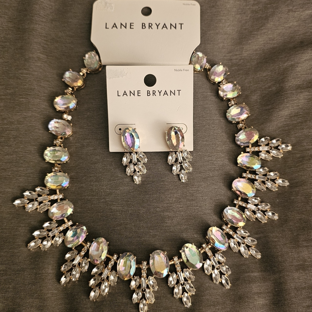 📿Lane Bryant Iridescent Crystal Necklace & Drop Earrings - White/Gold NWT